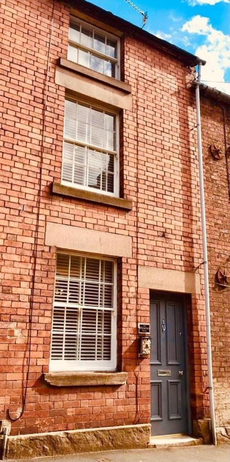 The Tenth House, Grade II Listed Georgian Town House, Wirksworth, Derbyshire, Peak District Cottage, Sleeps 4 Dış mekan fotoğraf