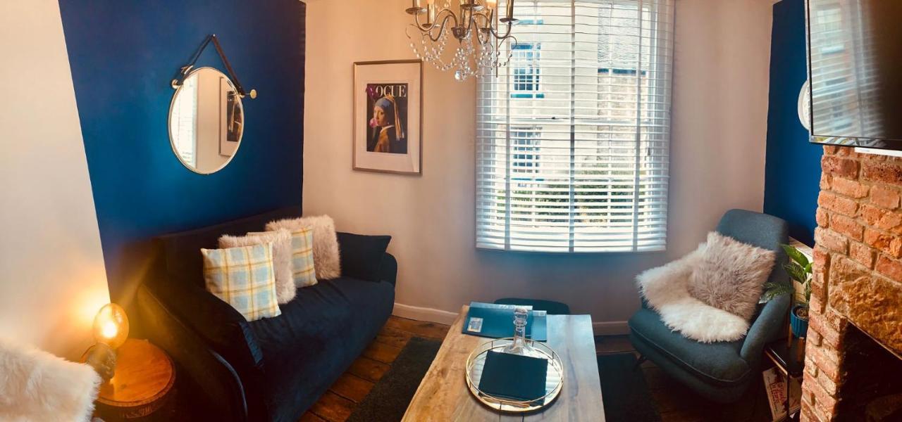 The Tenth House, Grade II Listed Georgian Town House, Wirksworth, Derbyshire, Peak District Cottage, Sleeps 4 Dış mekan fotoğraf