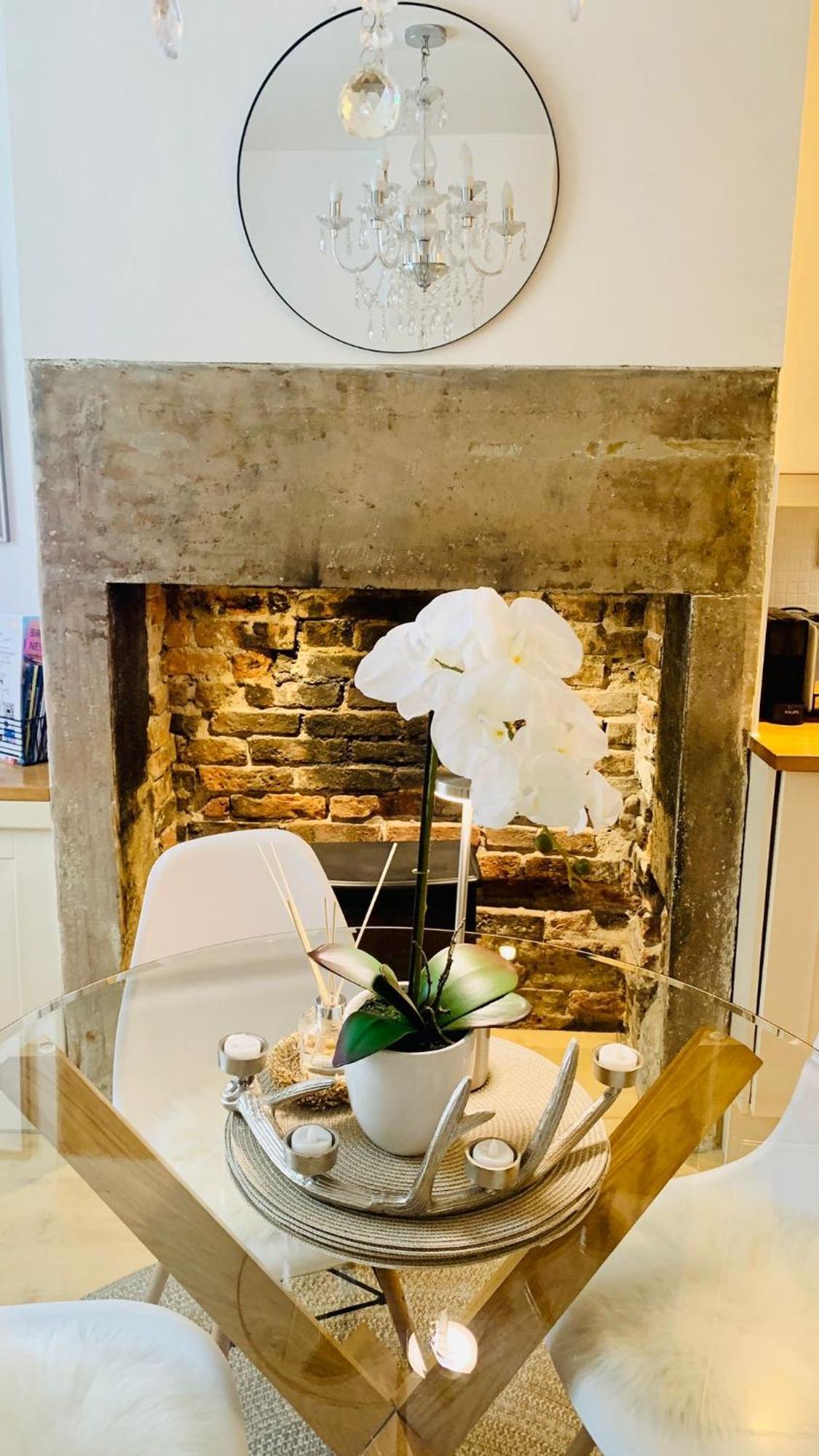 The Tenth House, Grade II Listed Georgian Town House, Wirksworth, Derbyshire, Peak District Cottage, Sleeps 4 Dış mekan fotoğraf