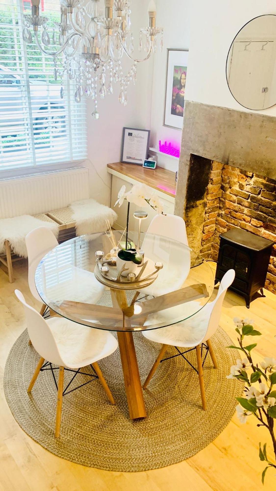 The Tenth House, Grade II Listed Georgian Town House, Wirksworth, Derbyshire, Peak District Cottage, Sleeps 4 Dış mekan fotoğraf